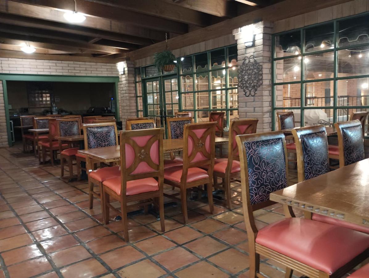 Clarion Inn 谢拉维斯塔 外观 照片
