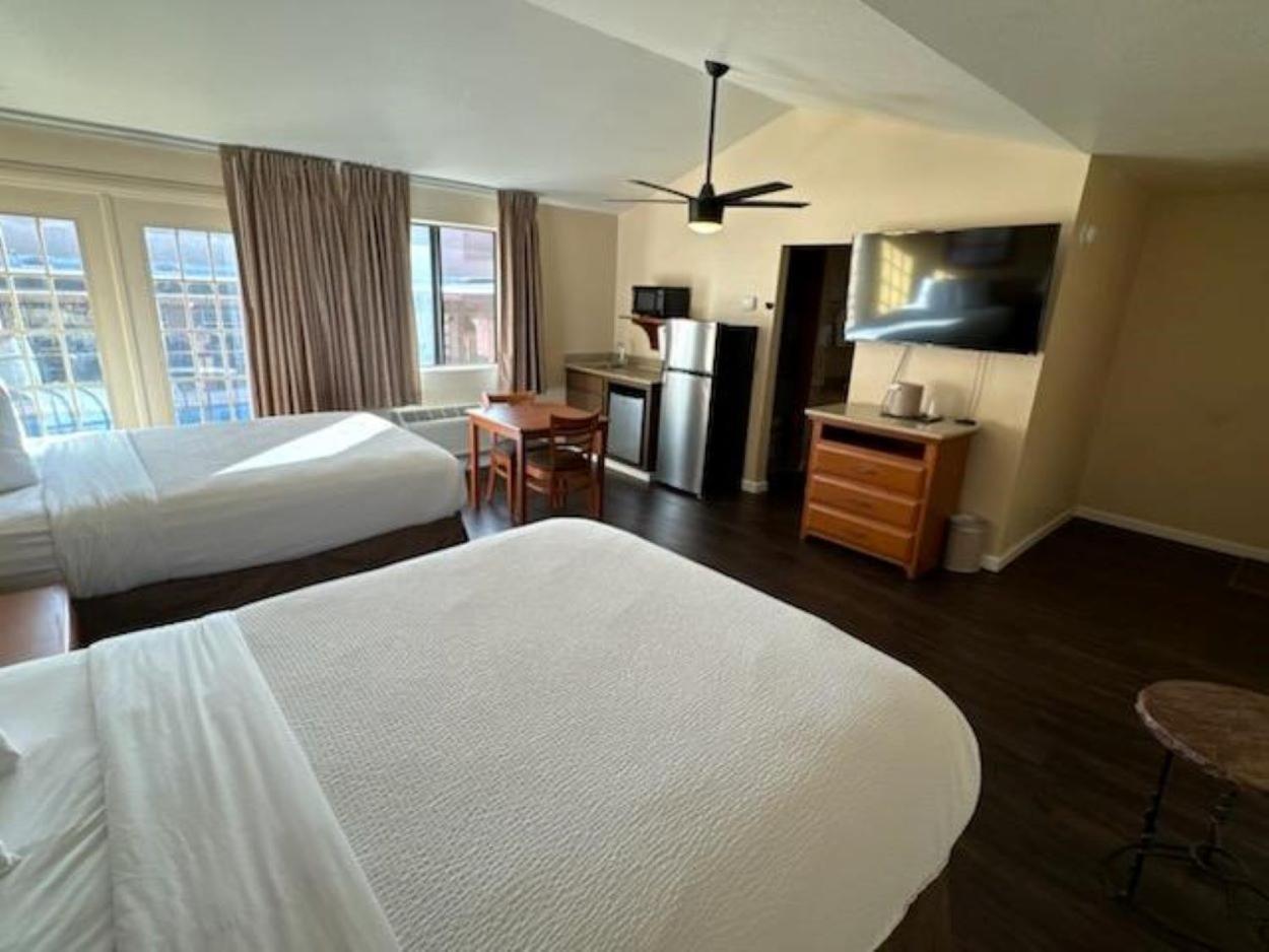 Clarion Inn 谢拉维斯塔 外观 照片