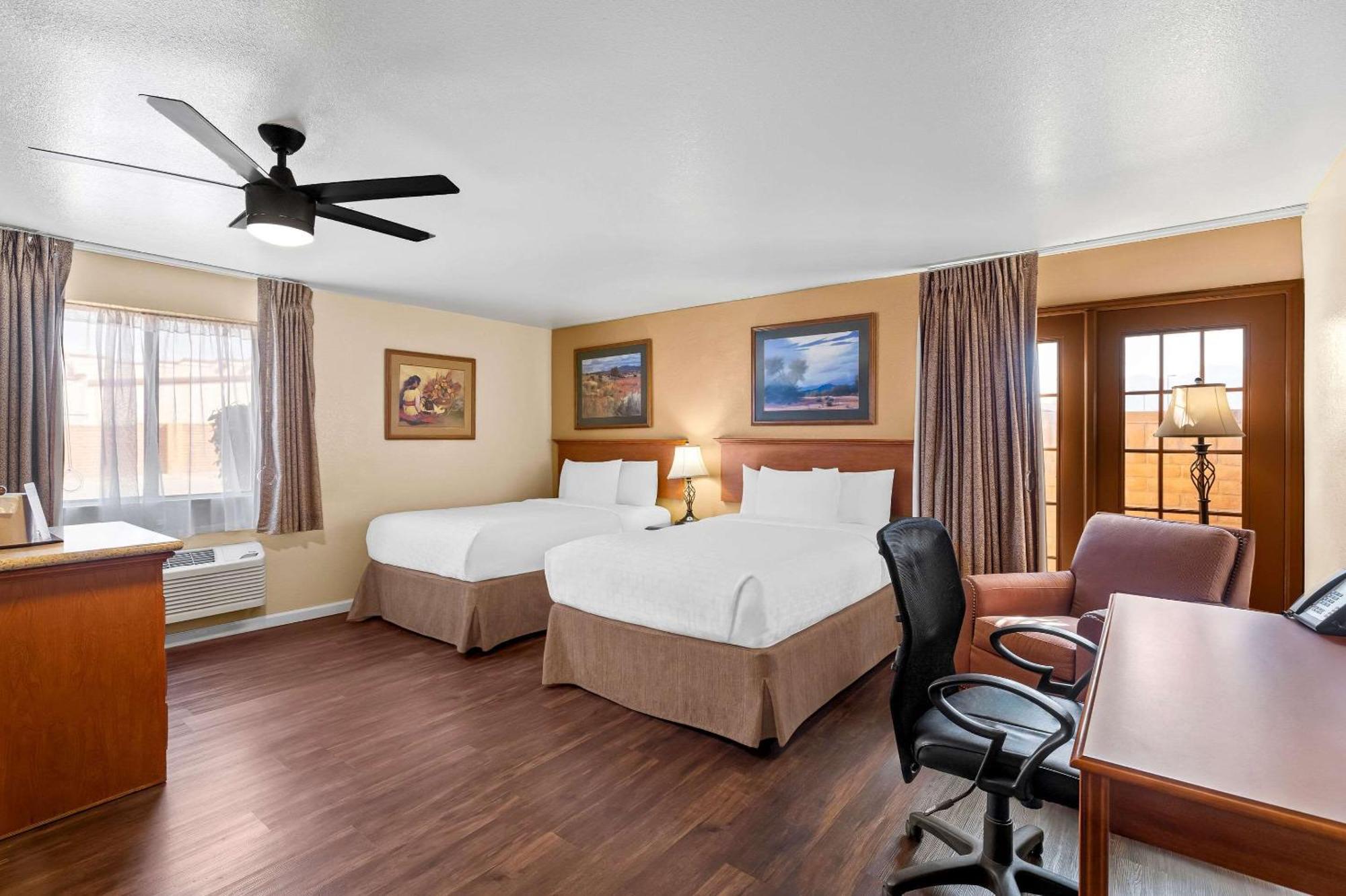 Clarion Inn 谢拉维斯塔 外观 照片