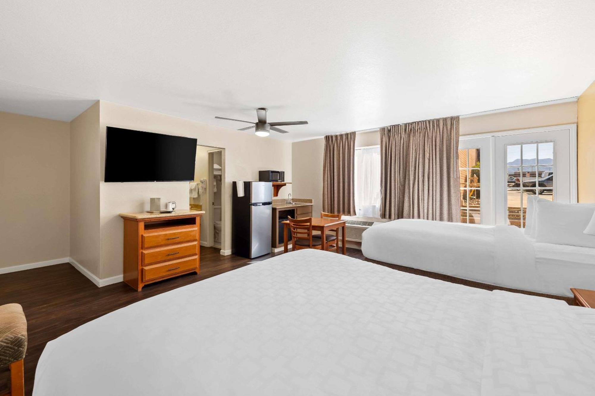 Clarion Inn 谢拉维斯塔 外观 照片